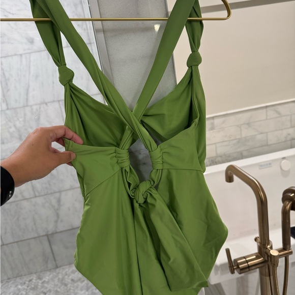 Andrea Iyamah RORA ONE PIECE - Picture 4 of 6